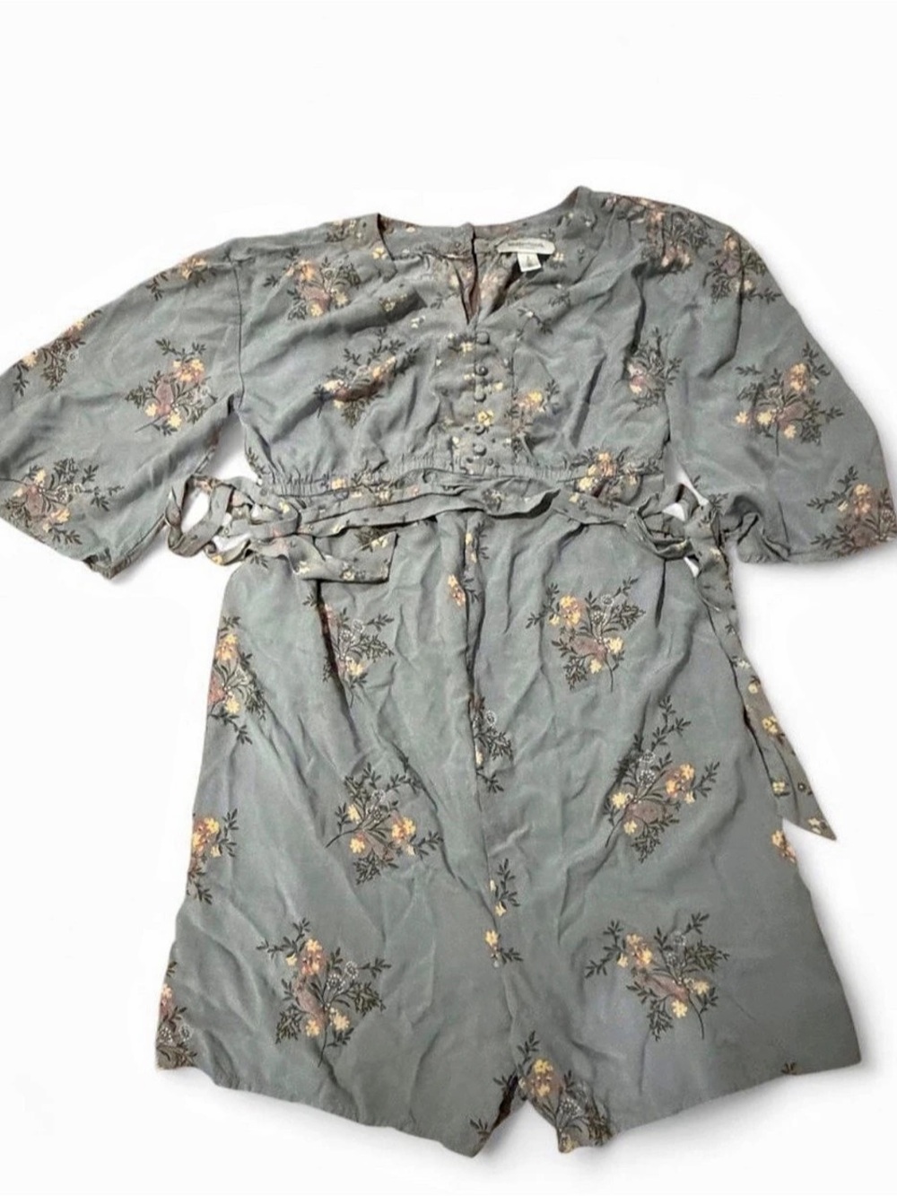 Motherhood Maternity Floral Maternity Romper Size Small Like New